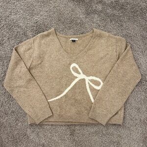 American Eagle Outfitters Tan V-Neck Sweater with Bow